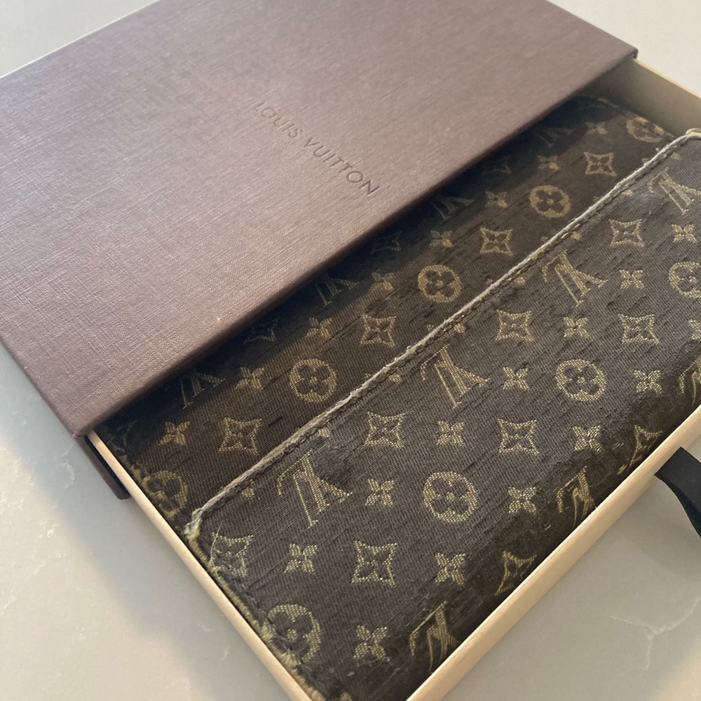 Louis Vuitton Classic Monogram Wallet & Card Holder - Brown - Picture 2 of 8